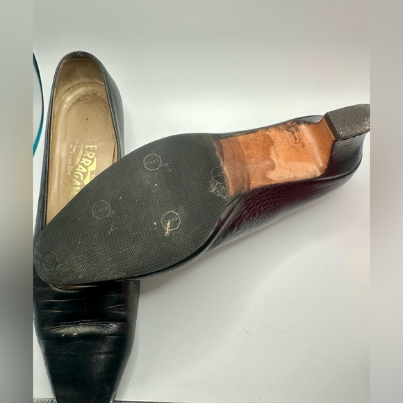 Salvatore Ferragamo heels - Picture 3 of 8